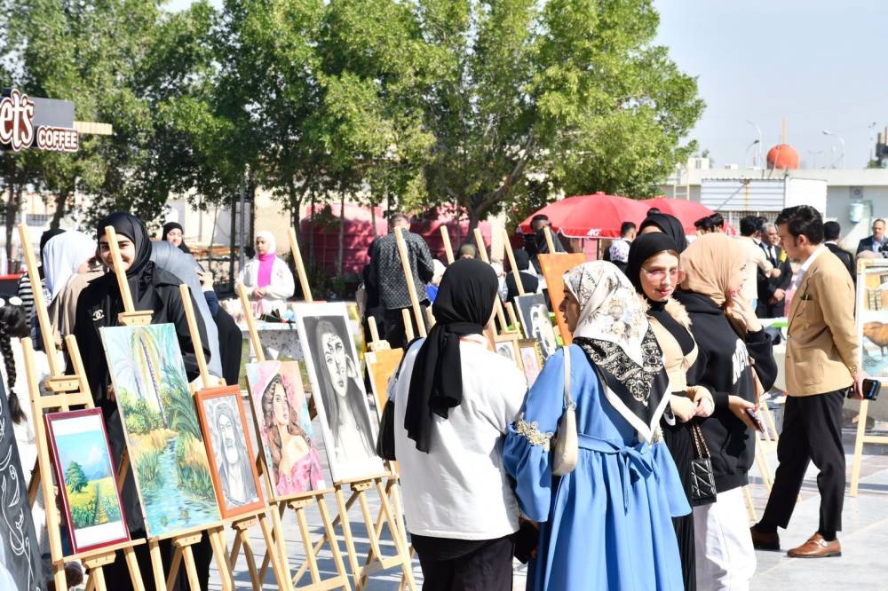 جامعة البصرة تفتتح سوقاً خيرياً